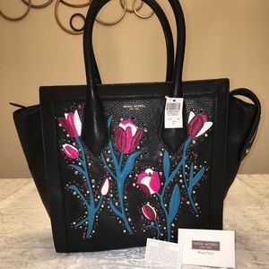Henri Bendel purse